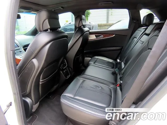 Lincoln MKX 2016 thumb 6
