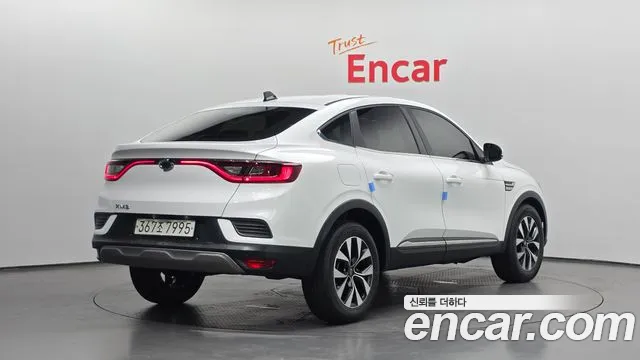 Renault-KoreaSamsung Arkana 2021 thumb 2