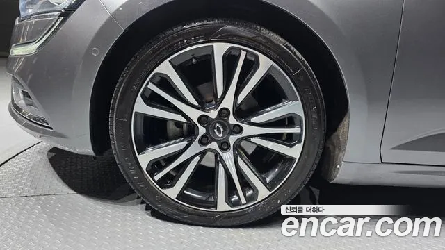 Renault-KoreaSamsung Megane 2019 thumb 5