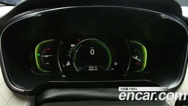 Renault-KoreaSamsung Megane 2019 thumb 8