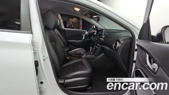 Hyundai Kona 2018 thumb 11