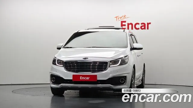 Kia Carnival 2015 thumb 3