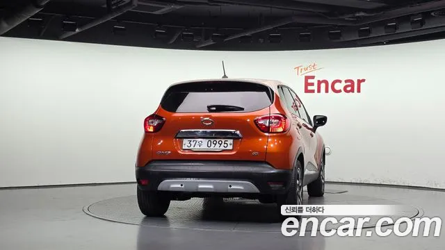 Renault-KoreaSamsung Captur 2015 thumb 4