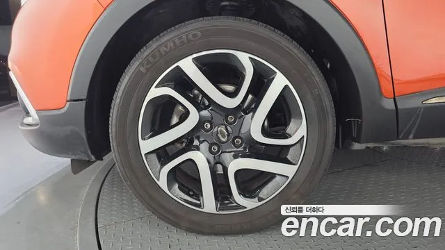 Renault-KoreaSamsung Captur 2015 thumb 5