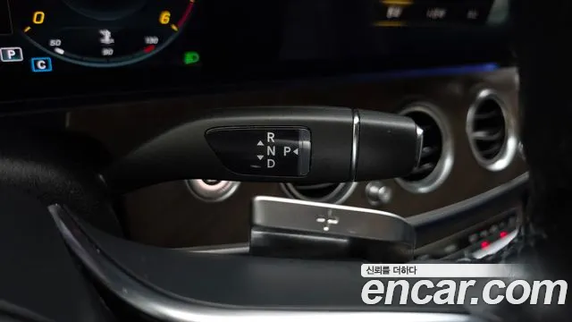 Mercedes-Benz E-Класс 2021 thumb 9
