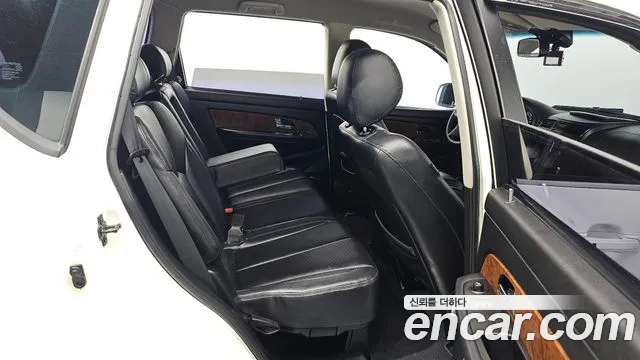 KG_Mobility_Ssangyong Rexton 2016 thumb 10