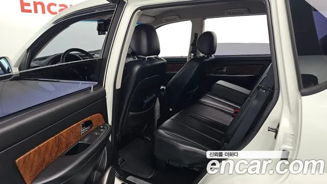 KG_Mobility_Ssangyong Rexton 2016 thumb 11