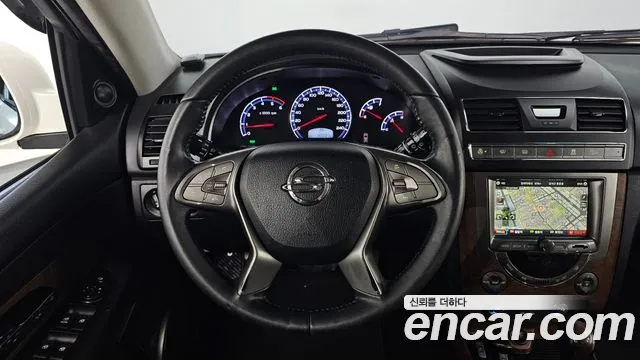 KG_Mobility_Ssangyong Rexton 2016 thumb 12