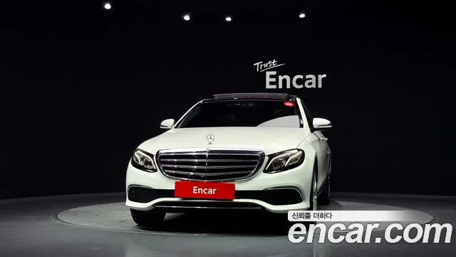 Mercedes-Benz E-Класс 2019 thumb 3