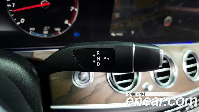 Mercedes-Benz E-Класс 2019 thumb 9