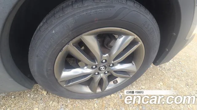 Hyundai Santa Fe 2013 thumb 6