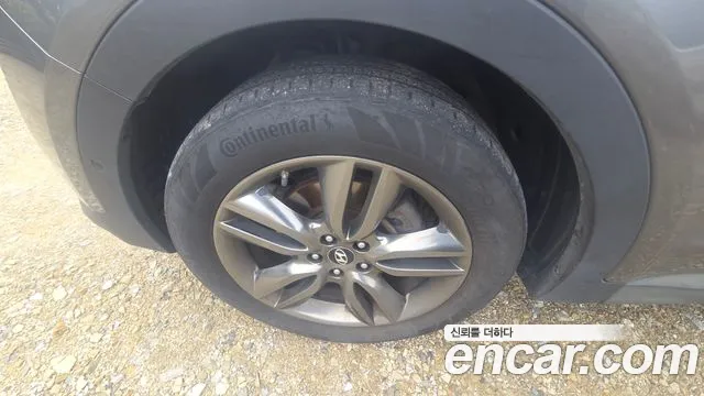 Hyundai Santa Fe 2013 thumb 7
