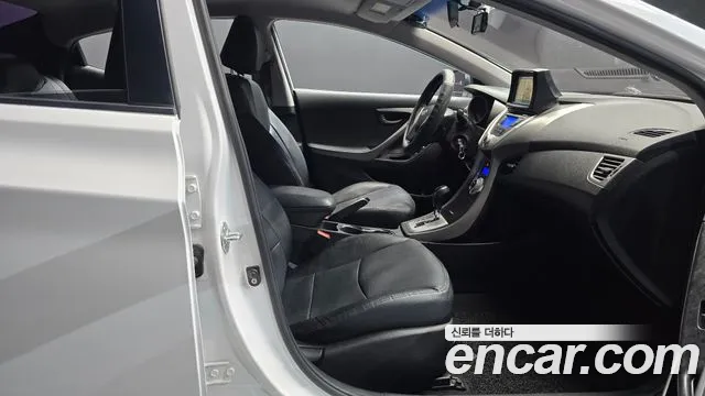 Hyundai Avante 2012 thumb 11