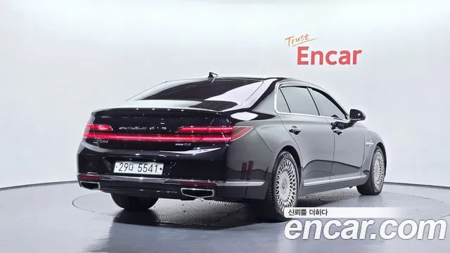 Genesis G90 2019 thumb 2