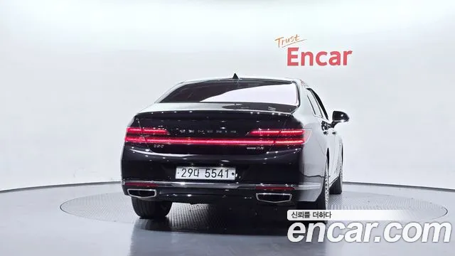 Genesis G90 2019 thumb 4