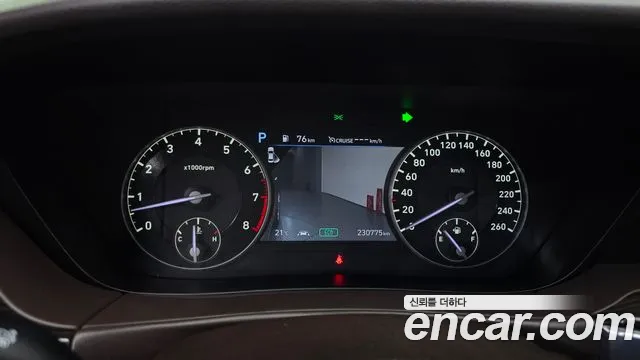 Genesis G90 2019 thumb 8