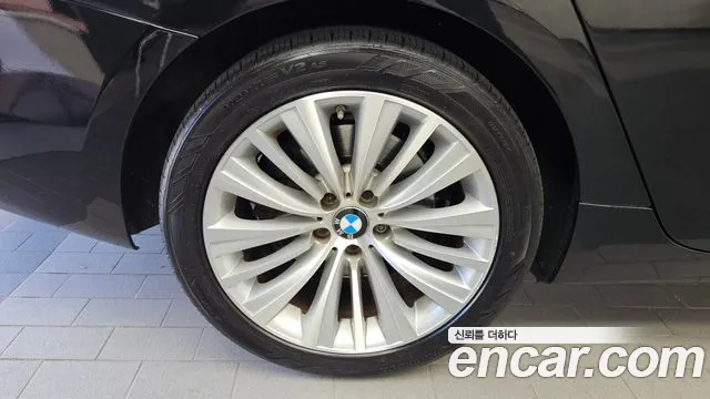 BMW Gran Turismo 2016 thumb 5