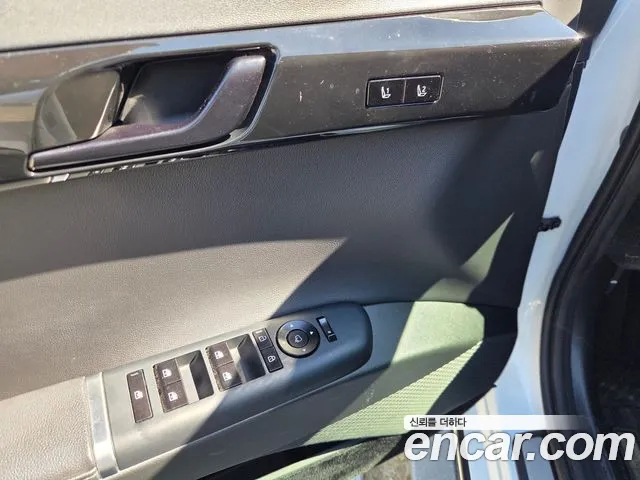 Hyundai Grandeur 2023 thumb 12