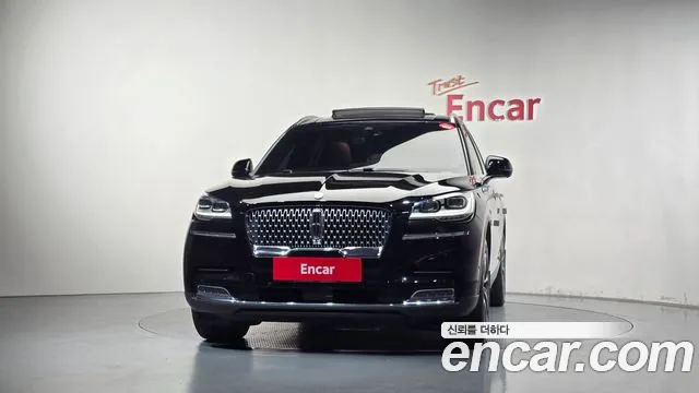 Lincoln Aviator 2022 thumb 3