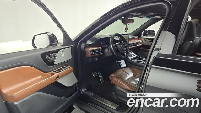 Lincoln Aviator 2022 thumb 10