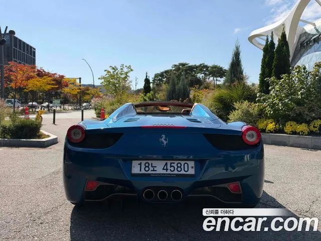 Ferrari 458 2012 thumb 4