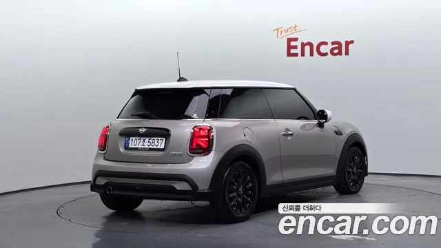 MINI Hatch 2023 thumb 2