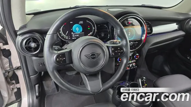 MINI Hatch 2023 thumb 12