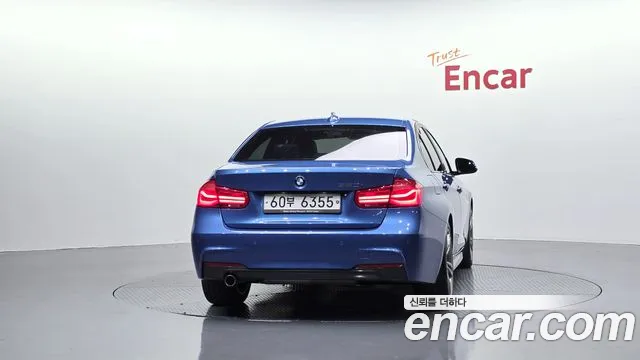 BMW 3-Series 2017 thumb 3