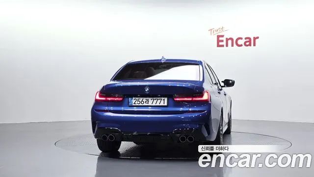 BMW 3-Series 2019 thumb 3