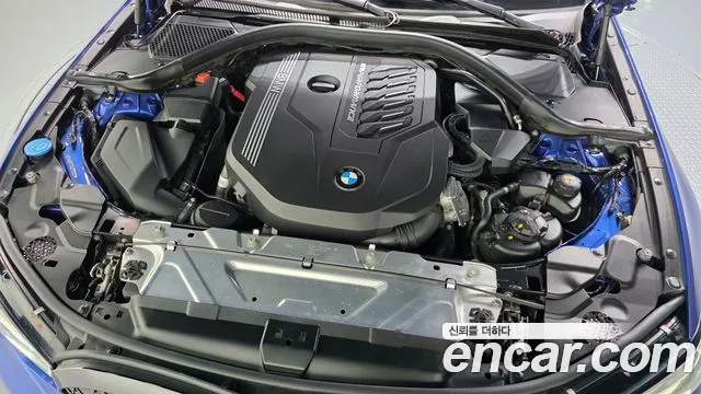 BMW 3-Series 2019 thumb 5
