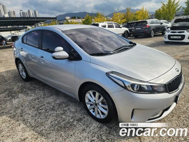 Kia K3 2017 thumb 3