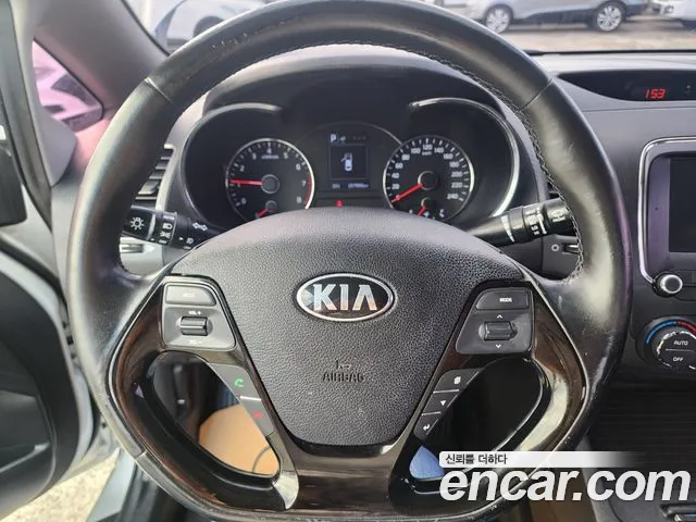Kia K3 2017 thumb 8
