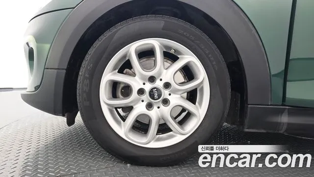MINI Hatch 2016 thumb 5