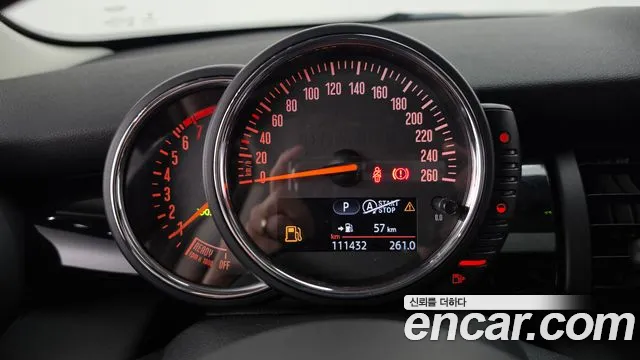 MINI Hatch 2016 thumb 8