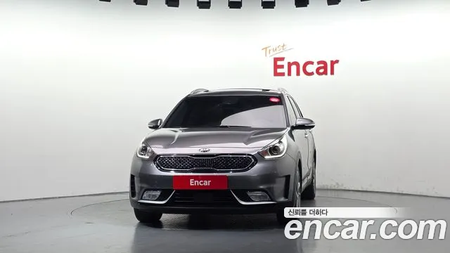 Kia Niro 2016 thumb 3