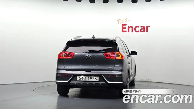 Kia Niro 2016 thumb 4