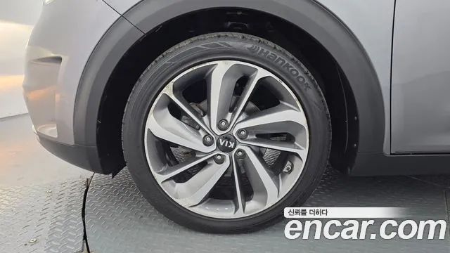 Kia Niro 2016 thumb 5
