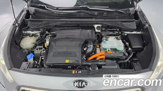 Kia Niro 2016 thumb 6