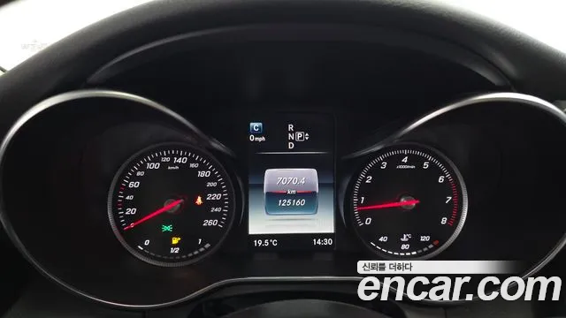 Mercedes-Benz C-Класс 2015 thumb 8