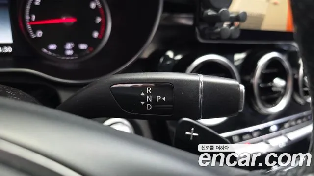 Mercedes-Benz C-Класс 2015 thumb 9