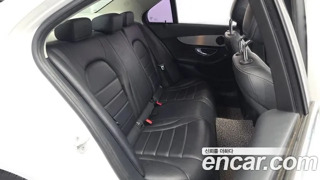 Mercedes-Benz C-Класс 2015 thumb 12