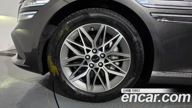 Genesis G80 2025 thumb 5