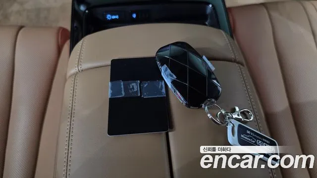 Genesis G80 2025 thumb 12