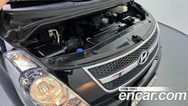 Hyundai Starex 2013 thumb 6