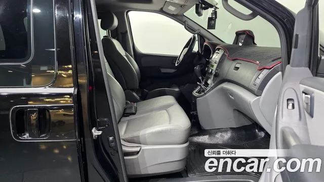 Hyundai Starex 2013 thumb 11