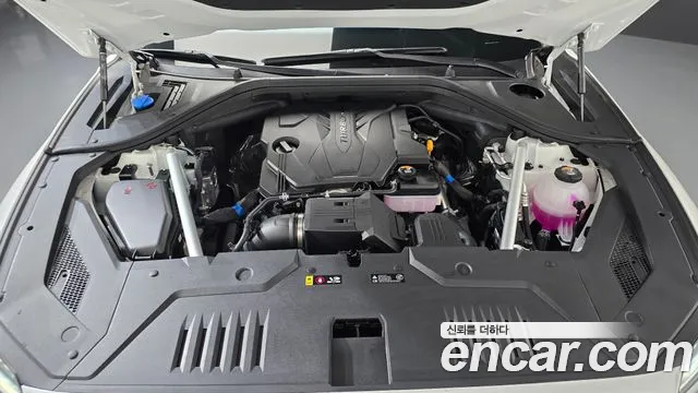 Genesis GV70 2026 thumb 6