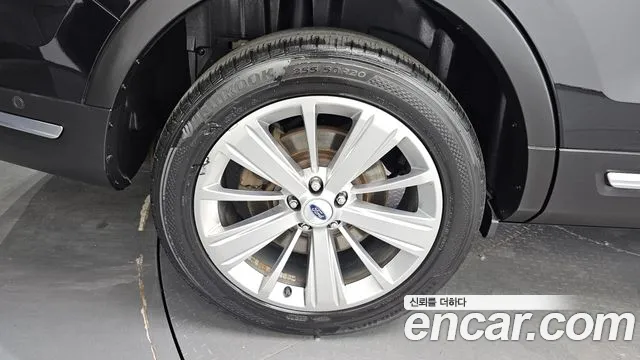 Ford Explorer 2019 thumb 5