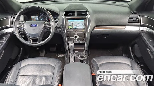 Ford Explorer 2019 thumb 7