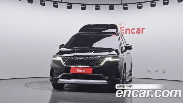 Kia Carnival 2023 thumb 3