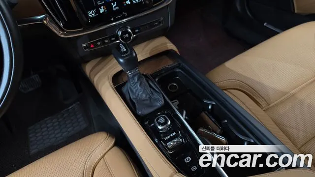 Volvo S90 2018 thumb 9